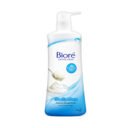 Biore_ShowerCream_Moist_550ml_Pump